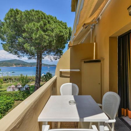 Hotel Le Acacie Capoliveri  Εξωτερικό φωτογραφία