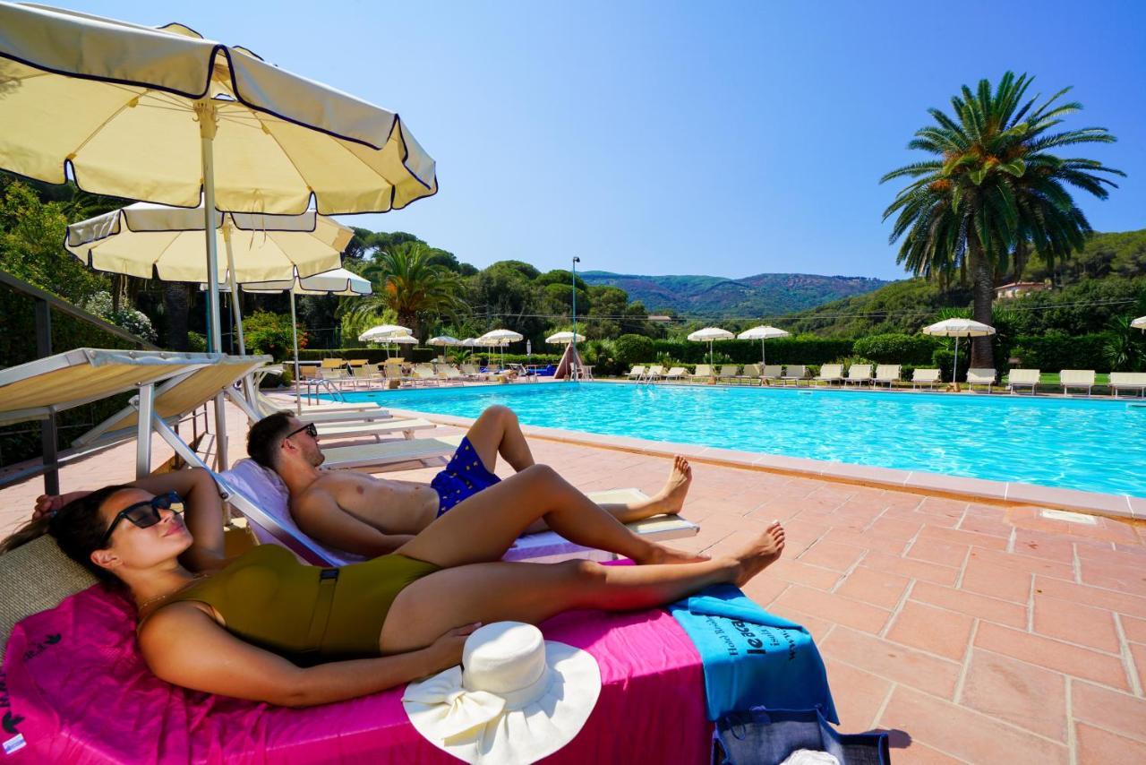 Hotel Le Acacie Capoliveri  Εξωτερικό φωτογραφία