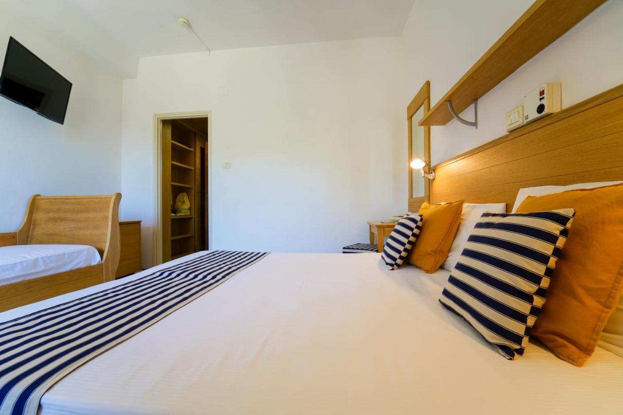 Hotel Le Acacie Capoliveri  Εξωτερικό φωτογραφία
