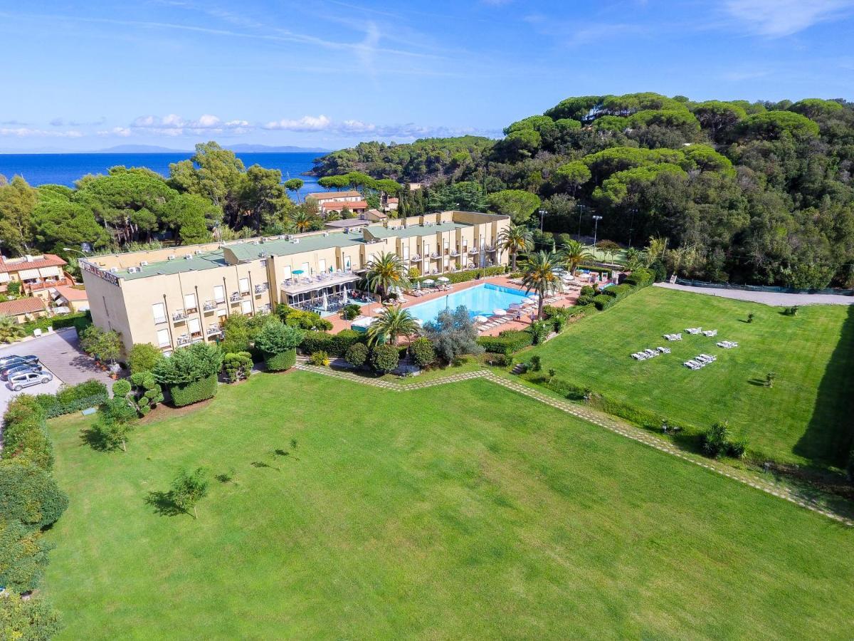 Hotel Le Acacie Capoliveri  Εξωτερικό φωτογραφία