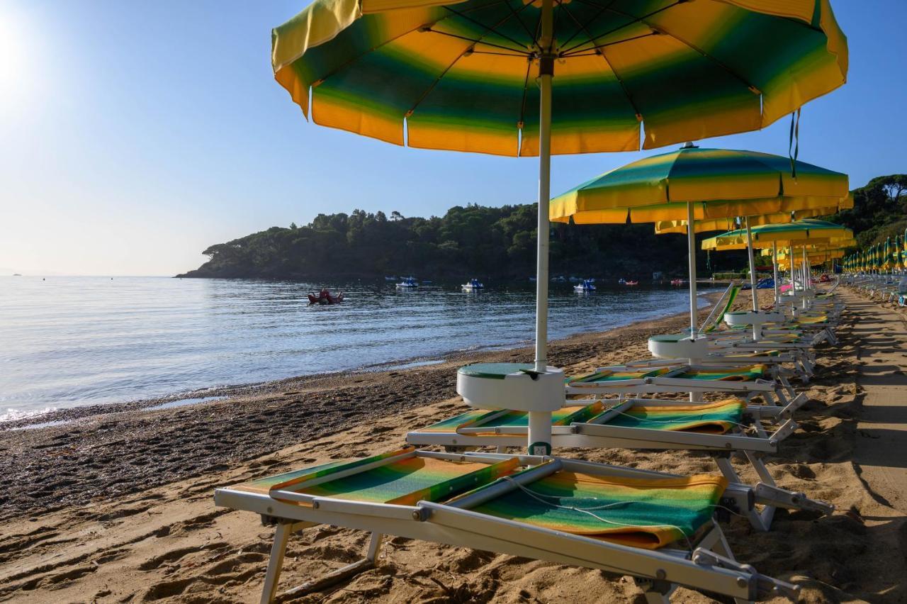 Hotel Le Acacie Capoliveri  Εξωτερικό φωτογραφία