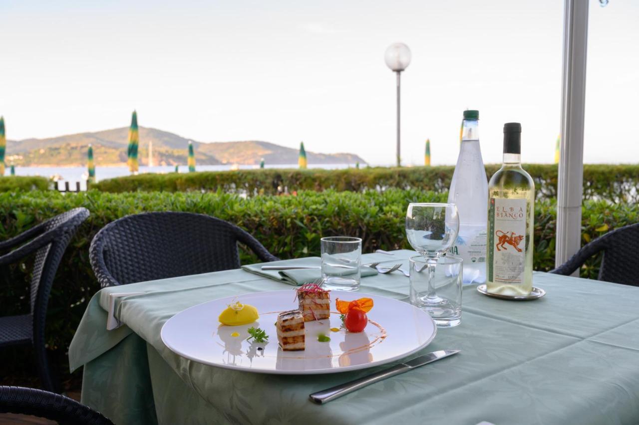 Hotel Le Acacie Capoliveri  Εξωτερικό φωτογραφία